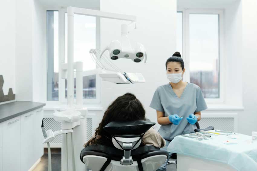 Invisalign ve şeffaf plak tedavisi